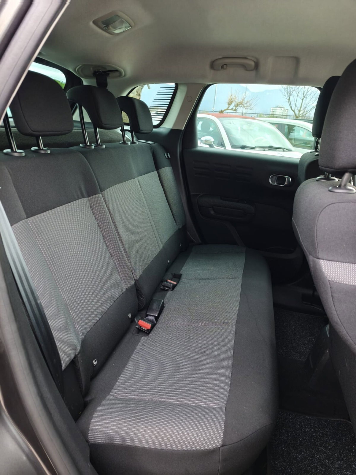 Citroen C3 Aircross BlueHDi 110 S&S Shine Pack (12)