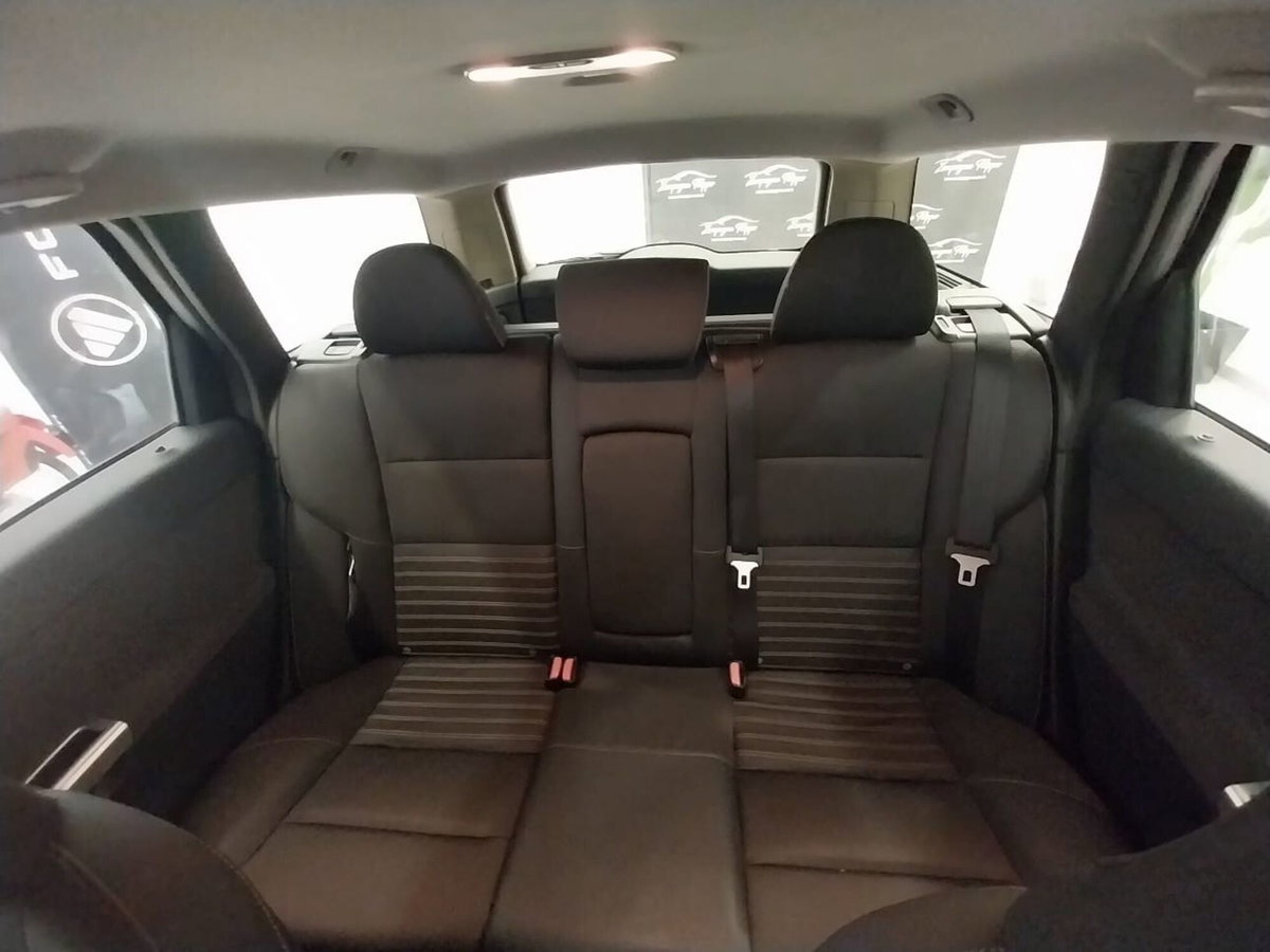 Volvo V50 D3 Geartronic R-design (10)