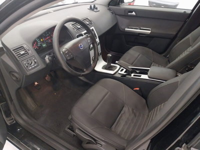 Volvo V50 D3 Geartronic R-design (11)