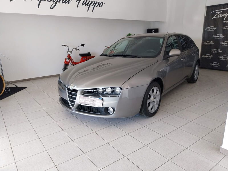 Alfa Romeo 159 SportWagon 1.9 JTDm 16V Sportwagon Distinctive