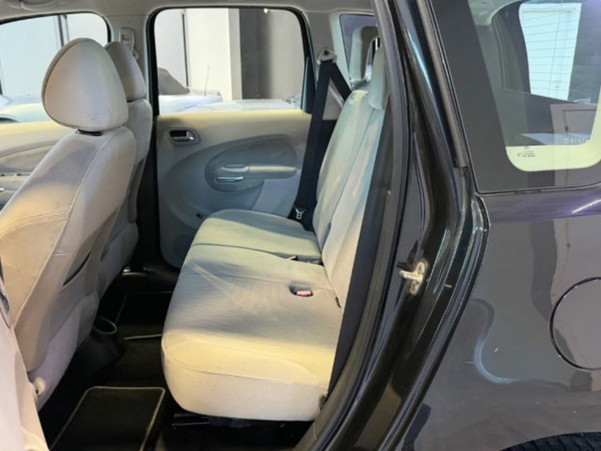 Citroen C3 Picasso 1.6 HDi 90 airdream Ideal (14)