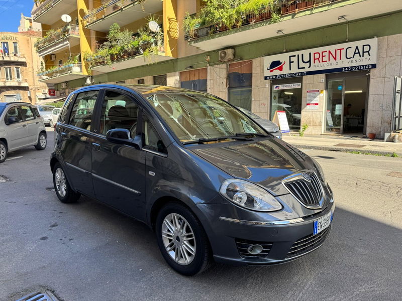 Lancia Musa 1.3 Mjt 95 CV DFN Gold