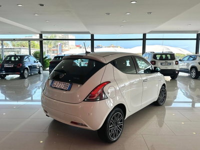 Lancia Ypsilon 1.0 FireFly 5 porte S&S Hybrid Ecochic Gold (3)