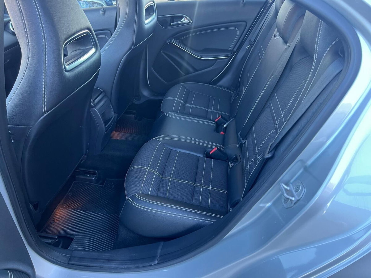 Mercedes-Benz Classe A 180 CDI Sport (11)