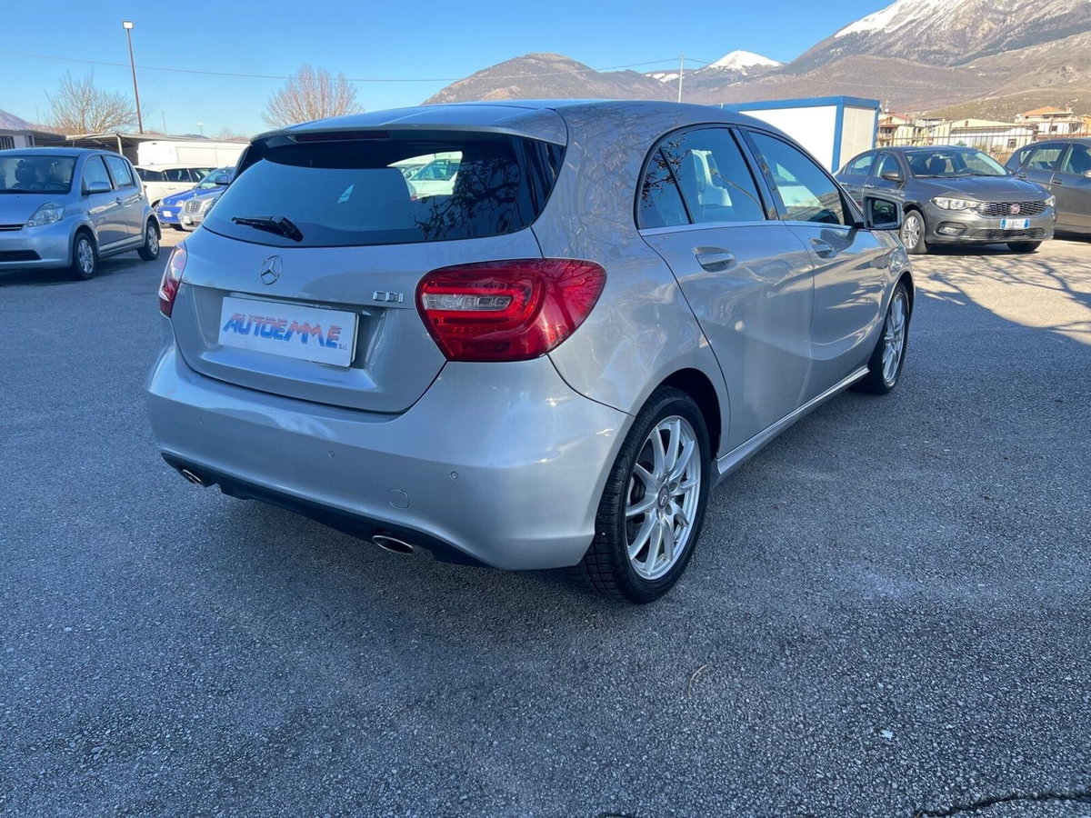 Mercedes-Benz Classe A 180 CDI Sport (5)