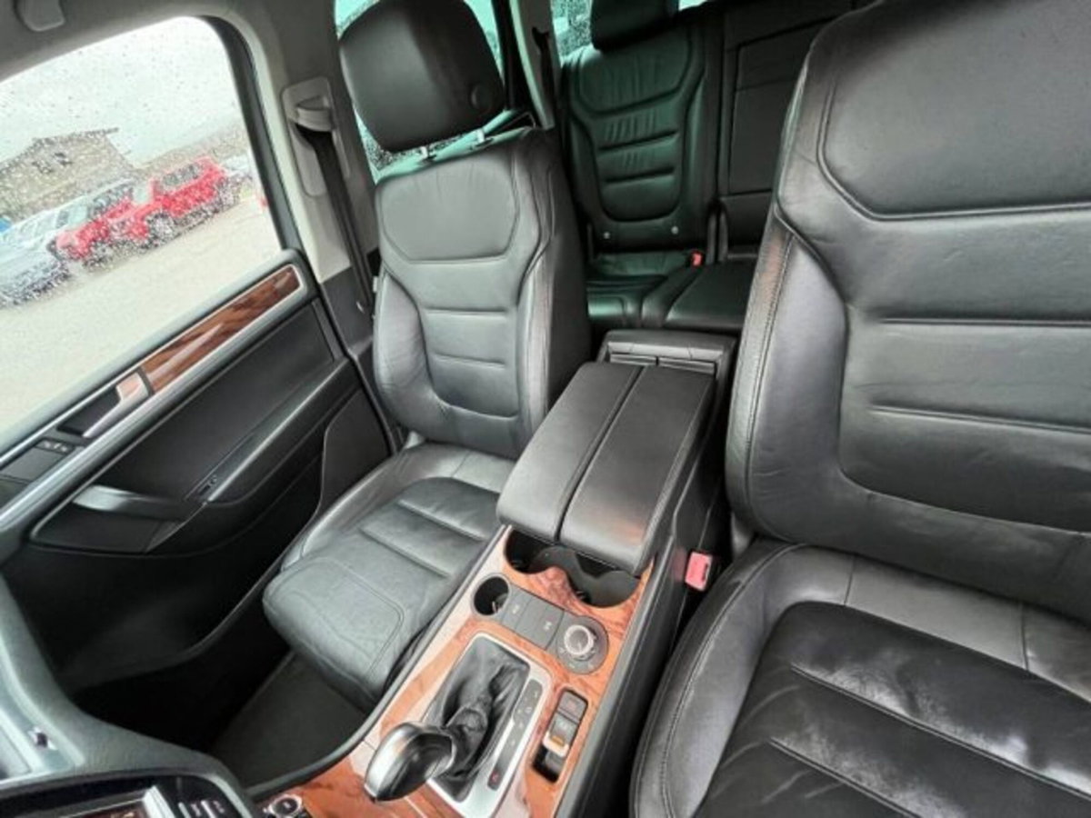 Volkswagen Touareg 3.0 TDI tiptronic BlueMotion Technology (9)