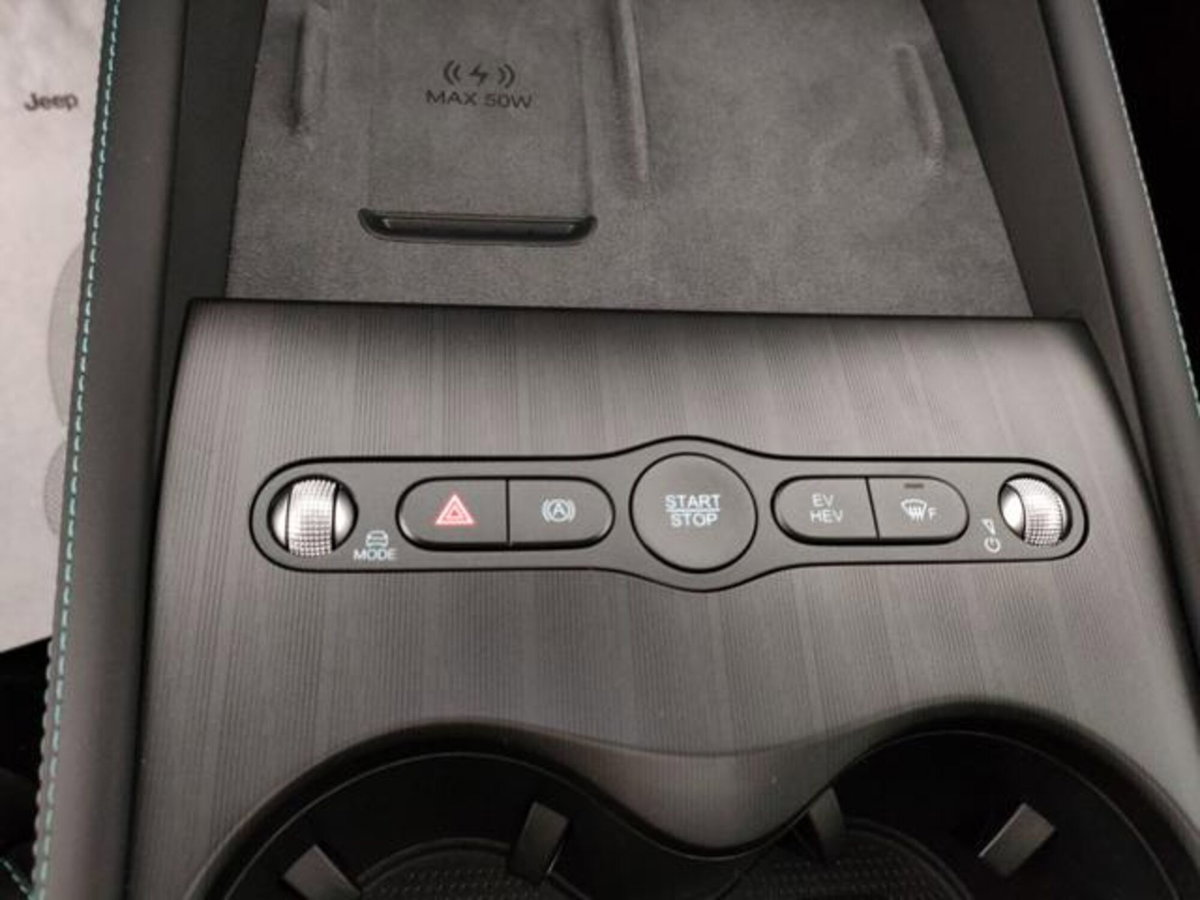 Byd Seal 6 DM-i Station Wagon 1.5 phev Comfort Lite (17)