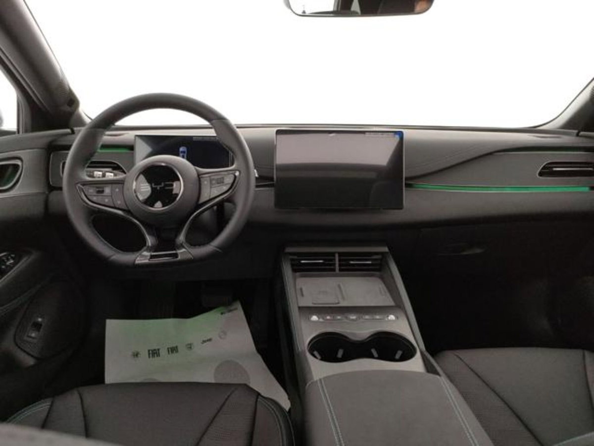 Byd Seal 6 DM-i Station Wagon 1.5 phev Comfort Lite (18)