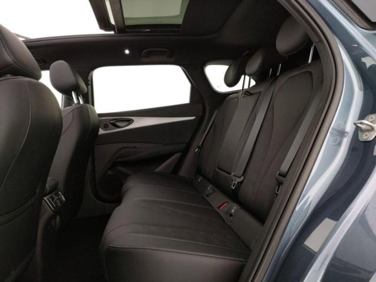 Byd Seal 6 DM-i Station Wagon 1.5 phev Comfort Lite (19)