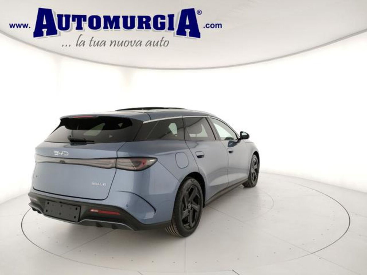 Byd Seal 6 DM-i Station Wagon 1.5 phev Comfort Lite (4)