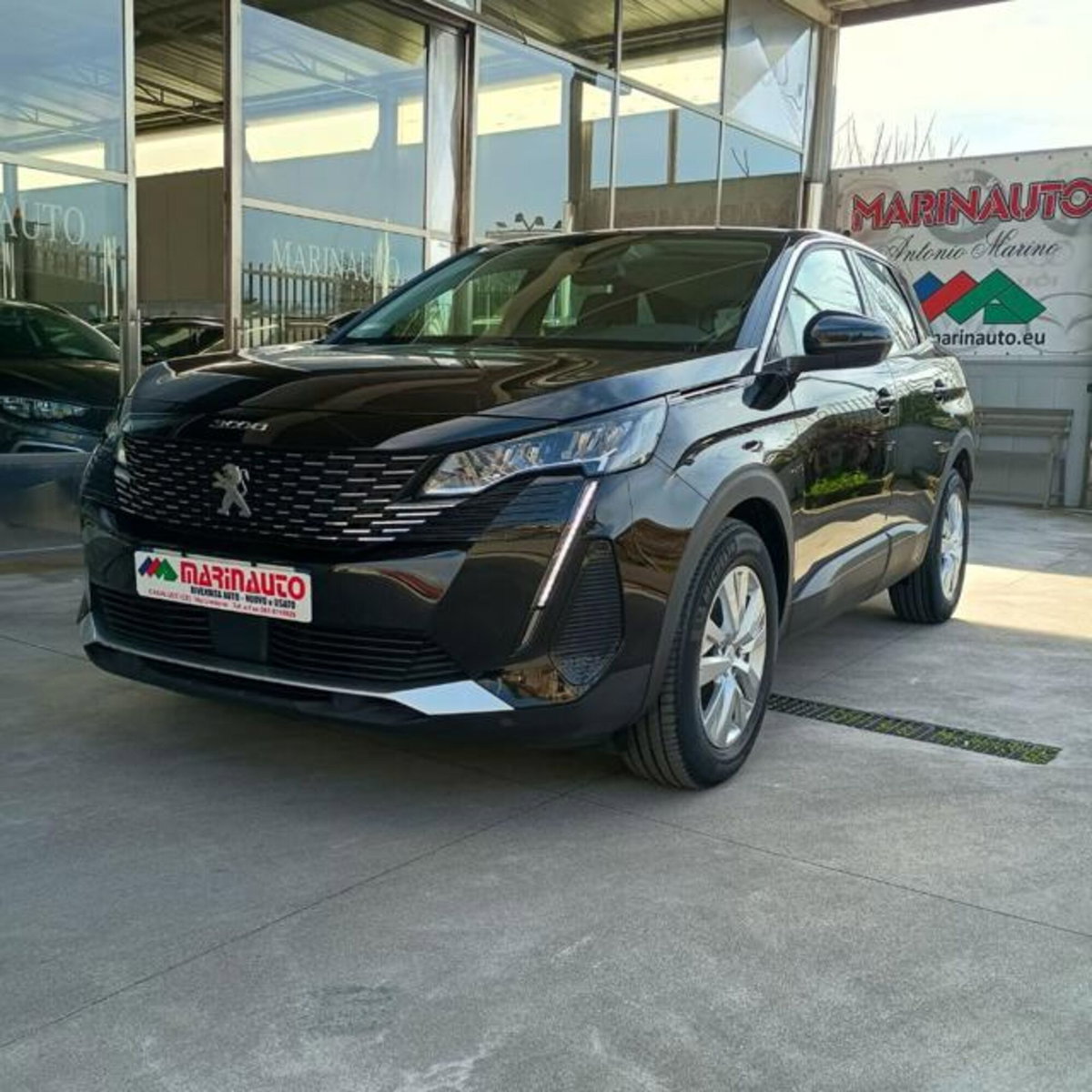 Peugeot 3008 BlueHDi 130 S&S EAT8 Active Pack (2)