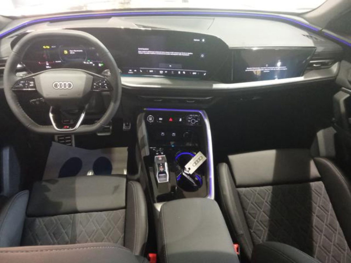 Audi Q5 Sportback 40 2.0 tdi mhev 12V S line Plus quattro s-tronic (11)