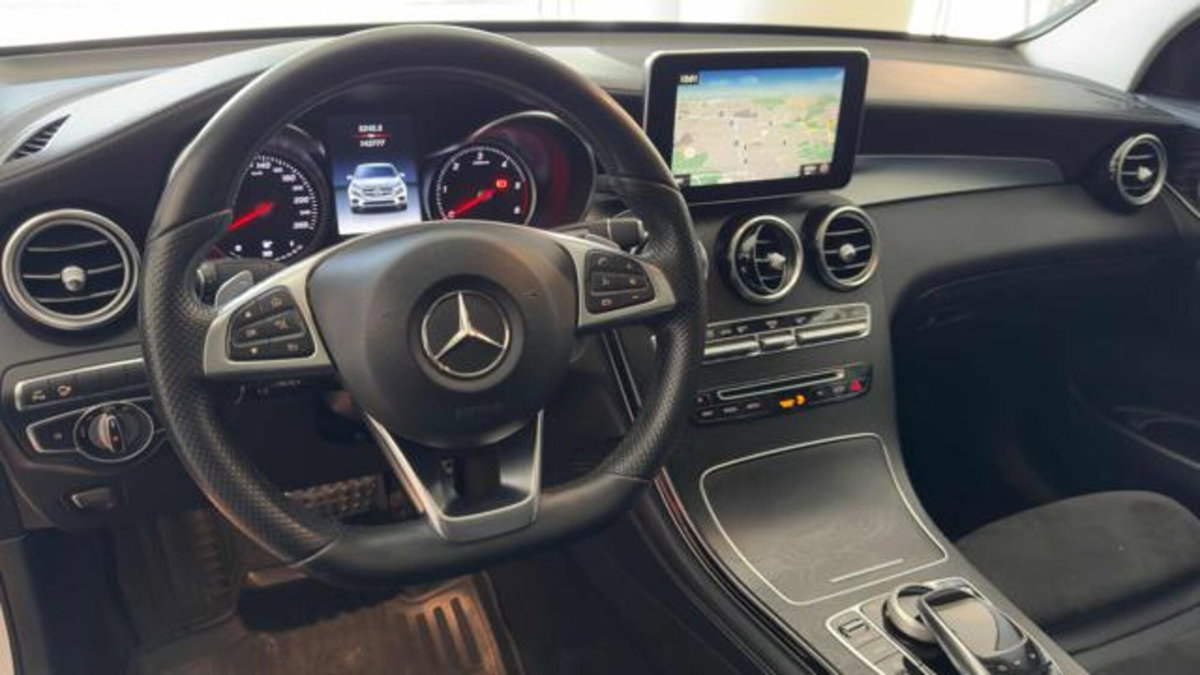 Mercedes-Benz GLC Coupé 220 d 4Matic Coupé Premium (7)