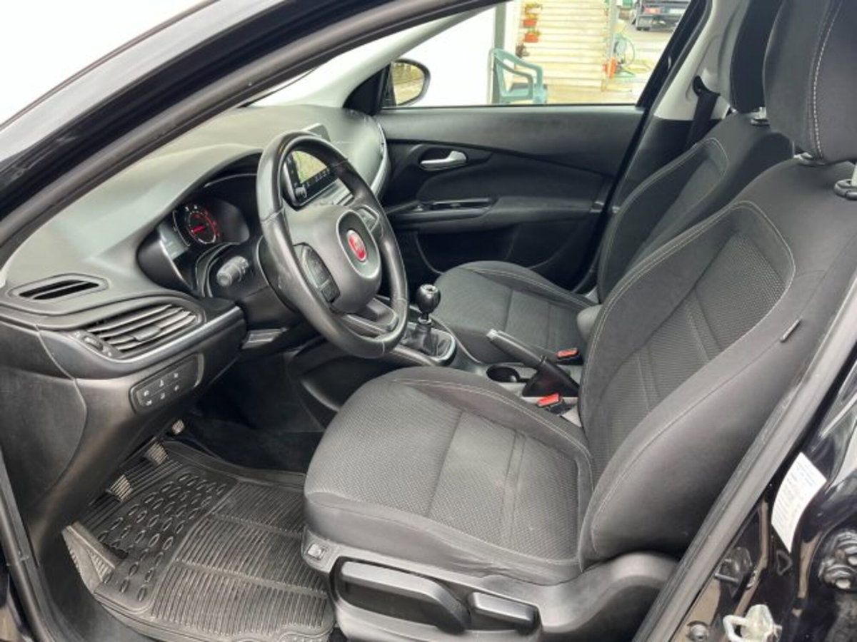 Fiat Tipo Tipo 1.6 Mjt 4 porte Lounge (14)