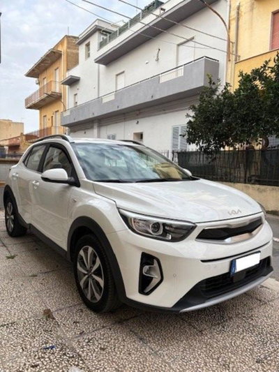 Kia Stonic 1.2 DPI Style (2)