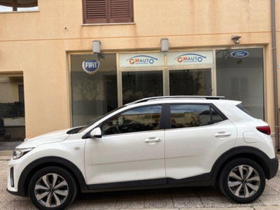 Kia Stonic 1.2 DPI Style (3)