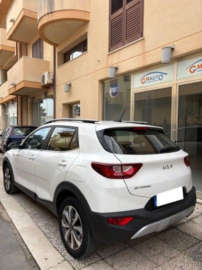 Kia Stonic 1.2 DPI Style (5)