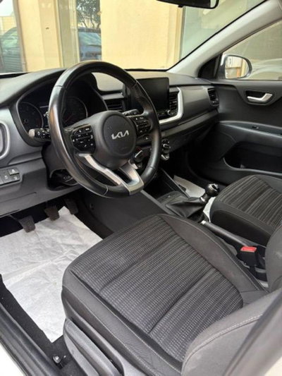 Kia Stonic 1.2 DPI Style (7)