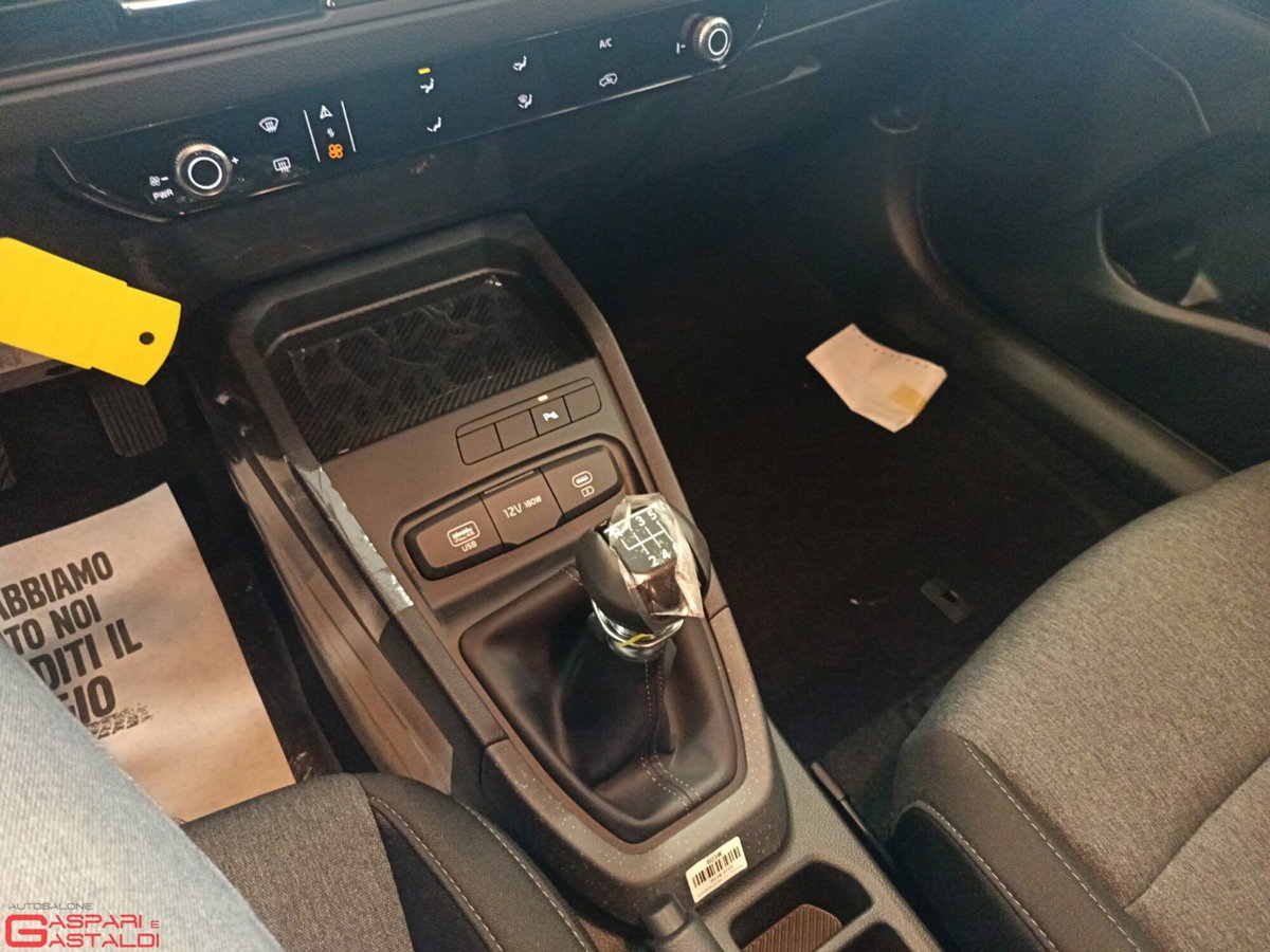 Kia Stonic 1.0 t-gdi Urban (12)