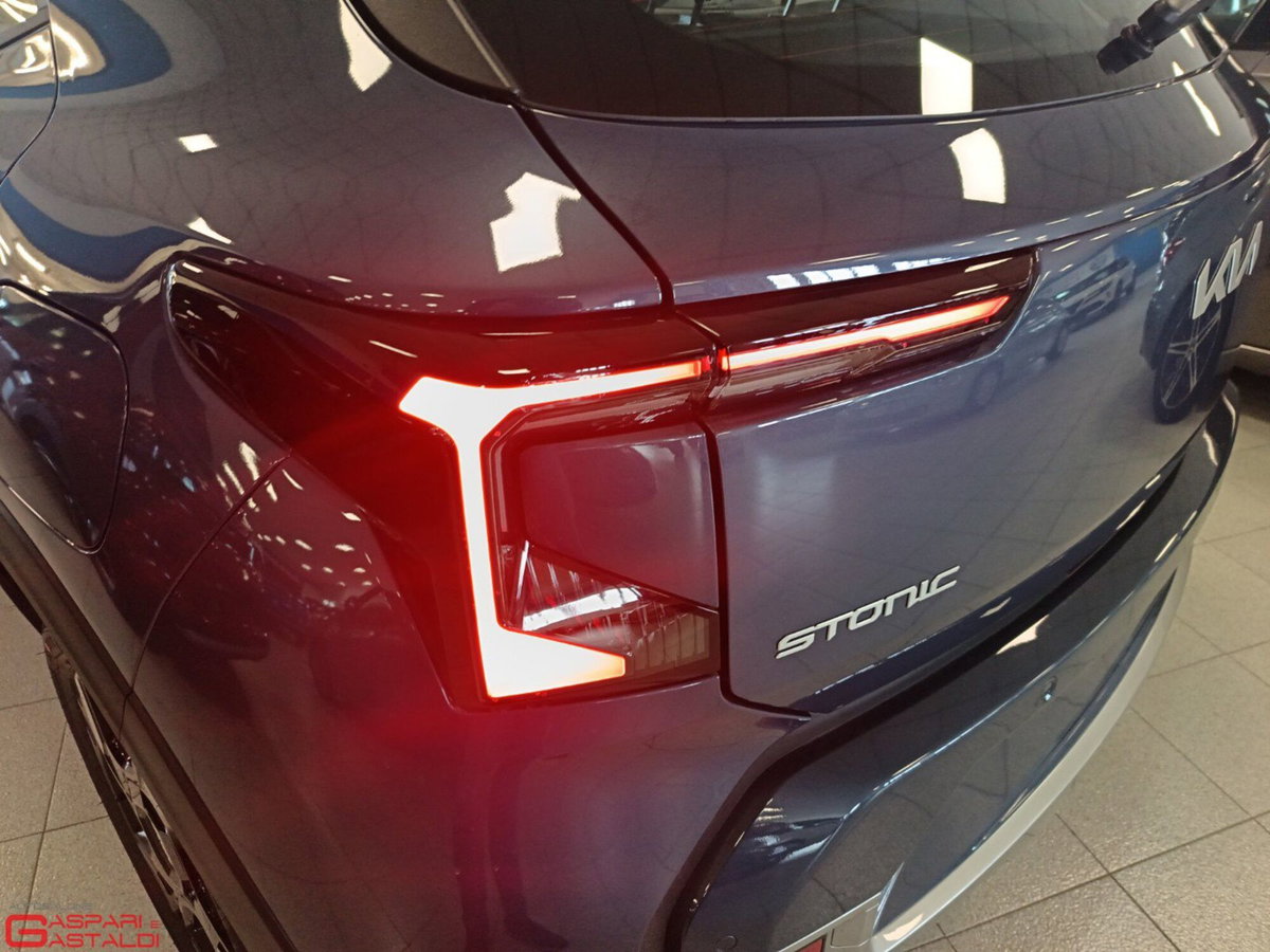 Kia Stonic 1.0 t-gdi Urban (18)