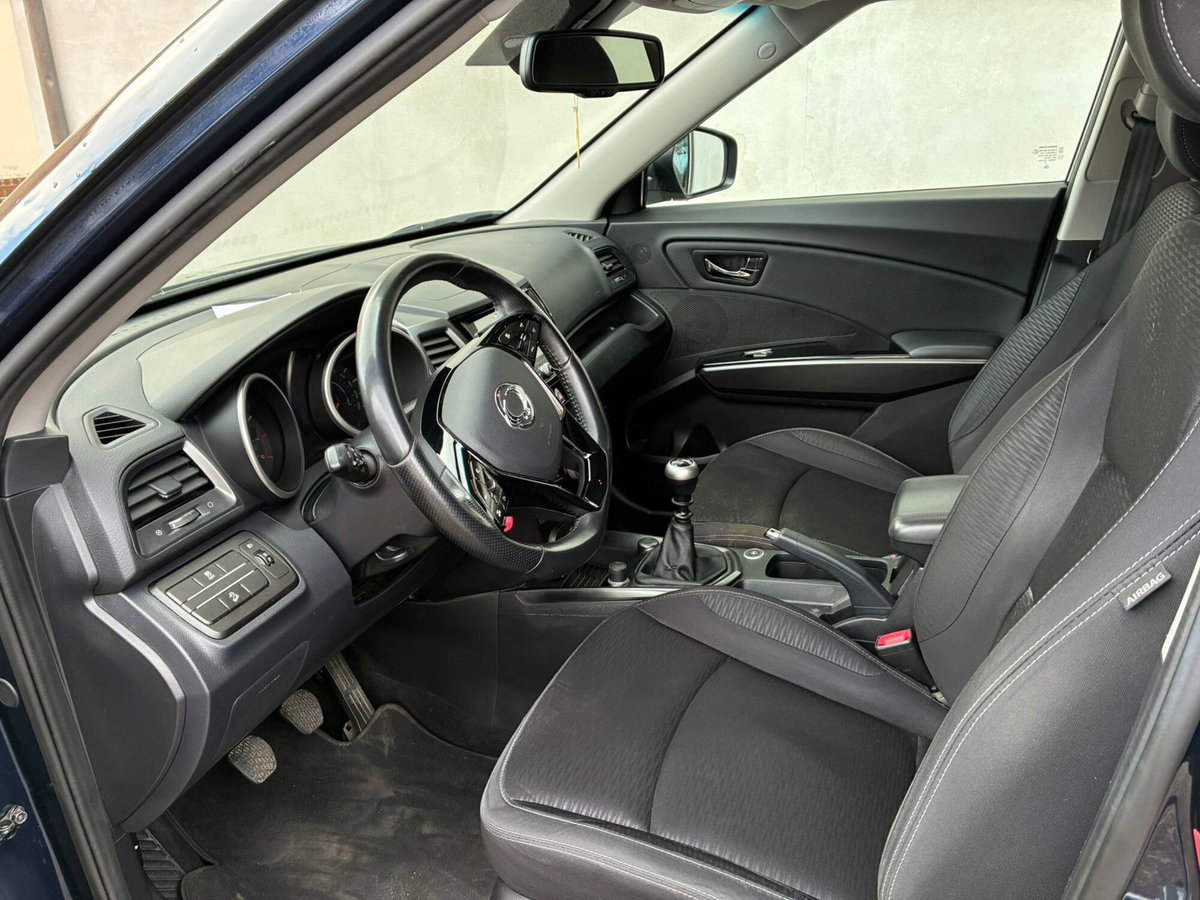 Ssangyong XLV 1.6 2WD Bi-fuel GPL Dream (11)