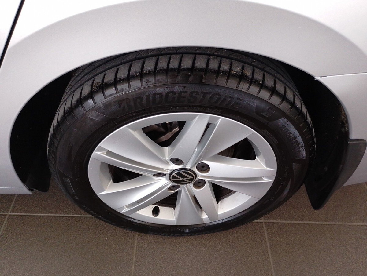 Volkswagen Golf Variant 1.5 TGI DSG Life (11)