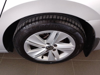 Volkswagen Golf Variant 1.5 TGI DSG Life (11)