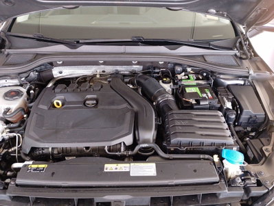 Volkswagen Golf Variant 1.5 TGI DSG Life (12)