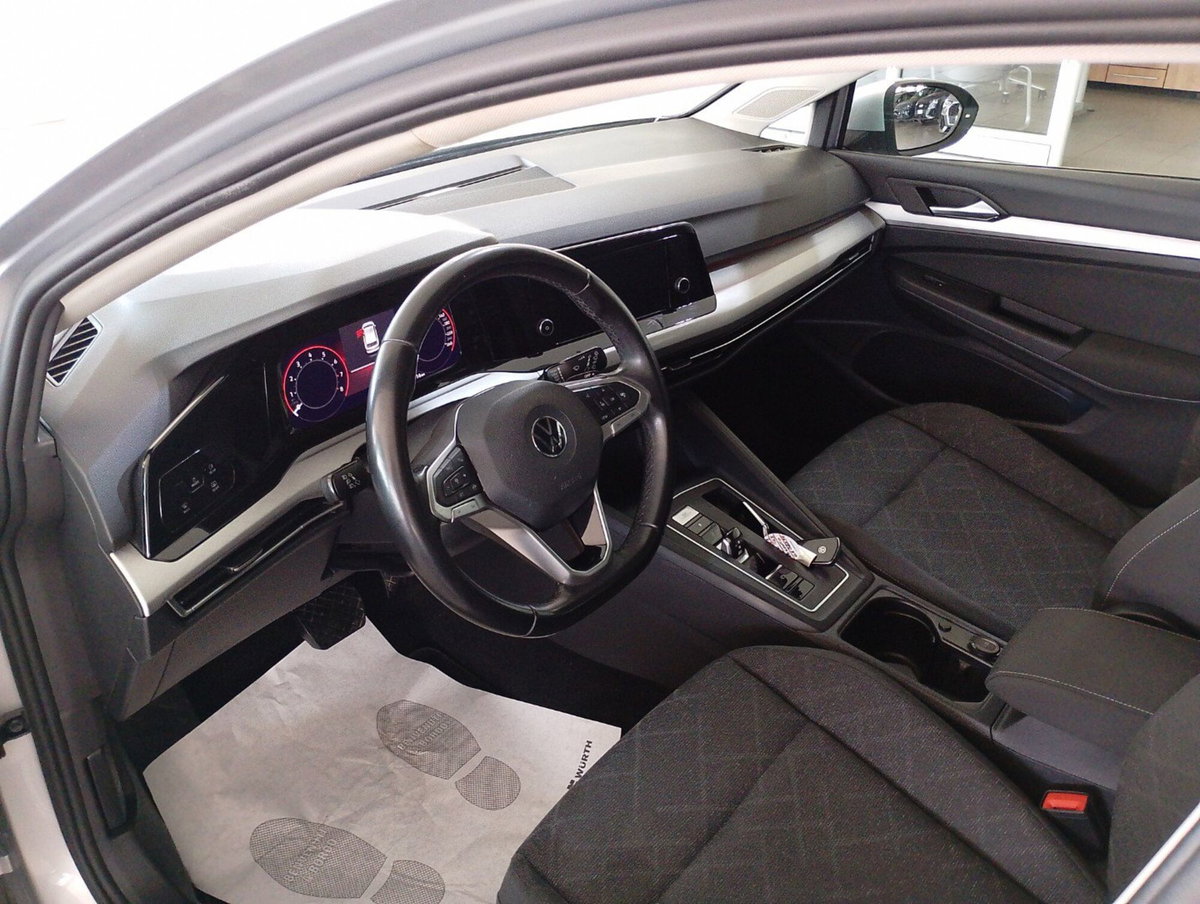 Volkswagen Golf Variant 1.5 TGI DSG Life (13)