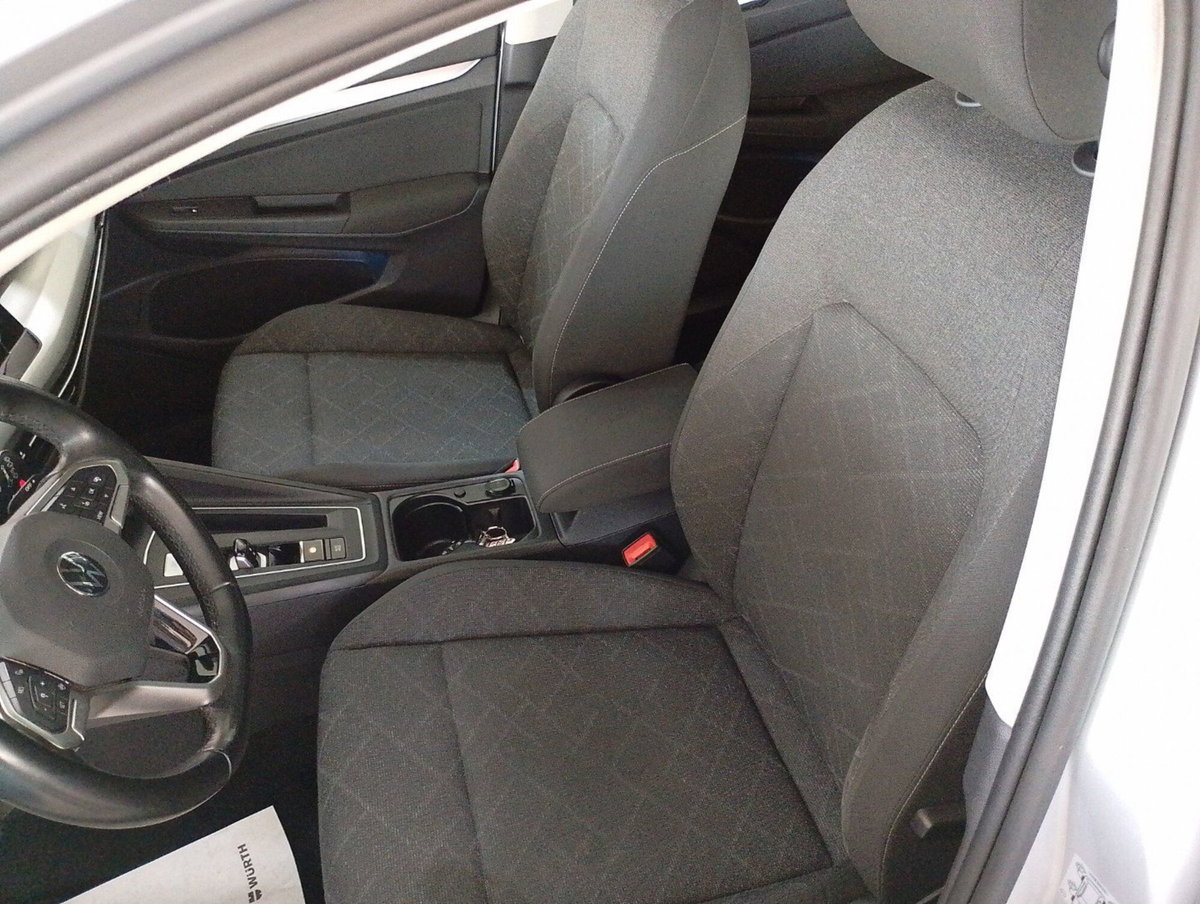 Volkswagen Golf Variant 1.5 TGI DSG Life (19)