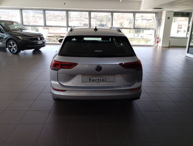Volkswagen Golf Variant 1.5 TGI DSG Life (5)