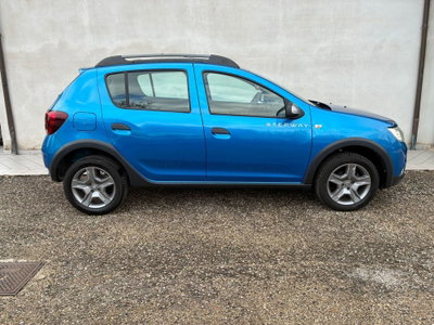 Dacia Sandero Stepway 1.5 dCi 8V 90CV (5)