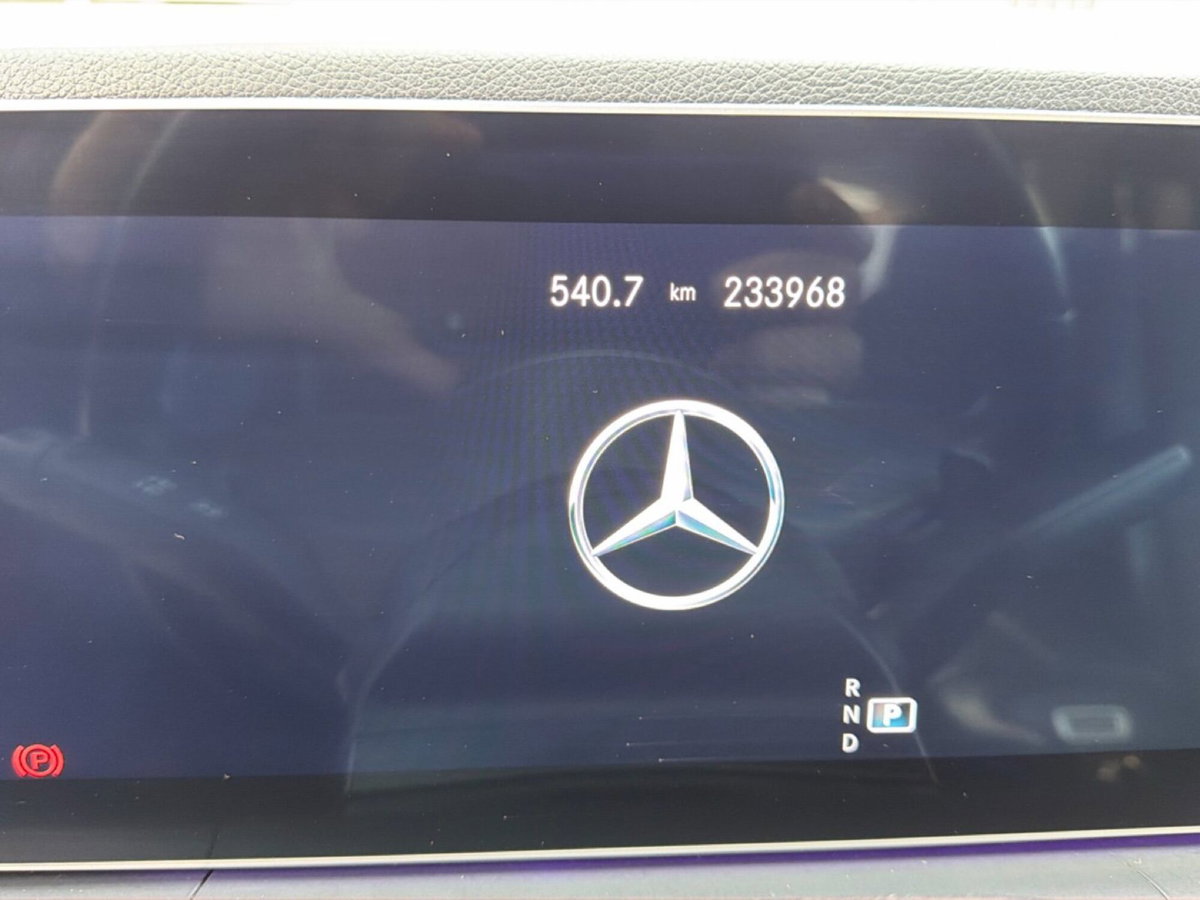 Mercedes-Benz GLE SUV 300 d 4Matic Premium Plus (16)