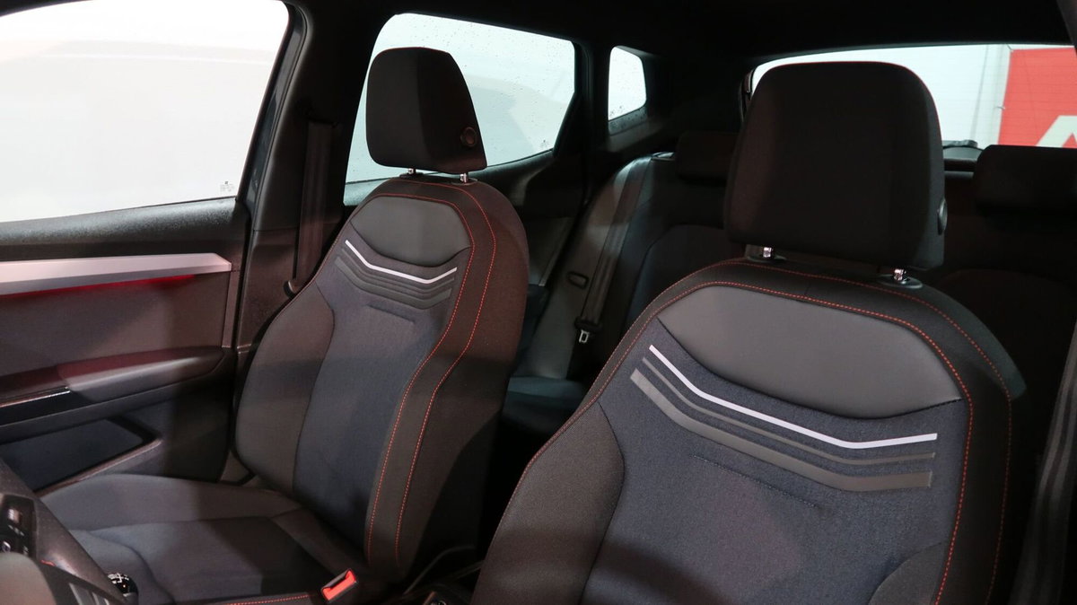 SEAT Arona 1.0 EcoTSI FR (9)