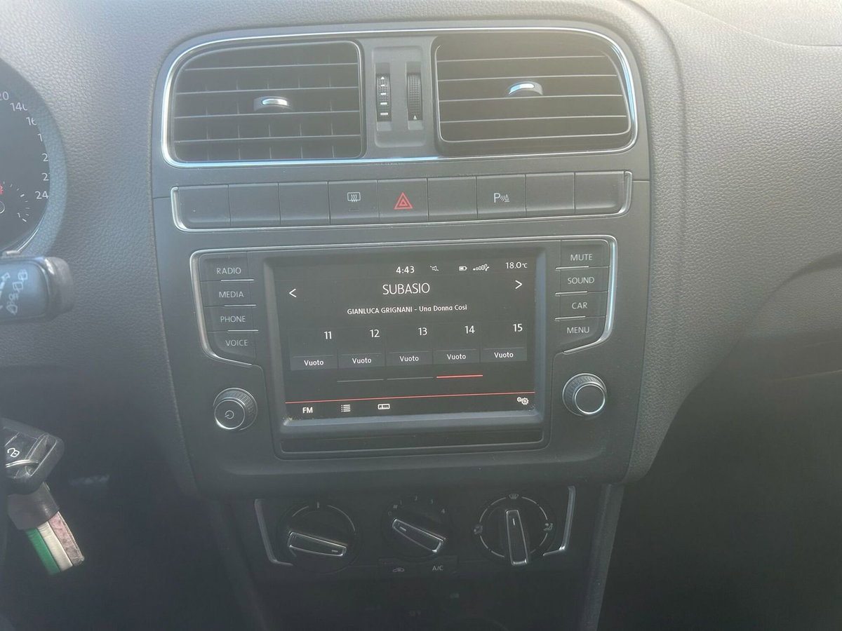 Volkswagen Polo 1.4 TDI 5p. Comfortline (14)