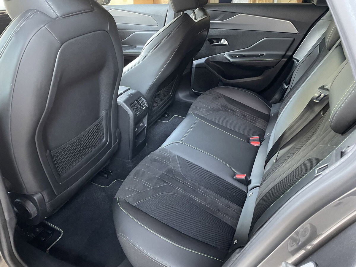 Peugeot 308 SW PureTech Turbo 130 S&S EAT8 GT Pack (10)