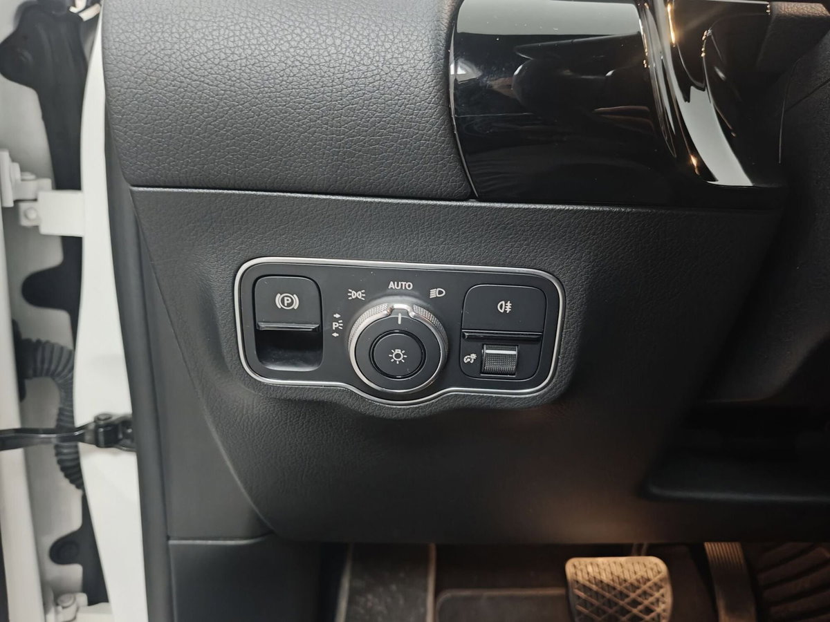 Mercedes-Benz Classe B 180 d Automatic Sport Plus (7)