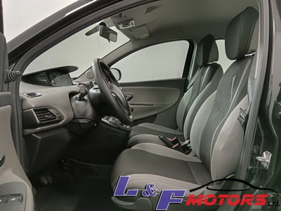 Lancia Ypsilon 1.2 69 CV 5 porte GPL Gold Plus (13)