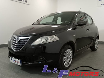 Lancia Ypsilon 1.2 69 CV 5 porte GPL Gold Plus (2)