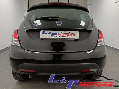 Lancia Ypsilon 1.2 69 CV 5 porte GPL Gold Plus (6)
