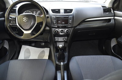 Suzuki Swift 1.2 VVT 3 porte GL Style (13)