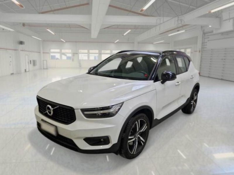 Volvo XC40 B4 AWD Geartronic R-design