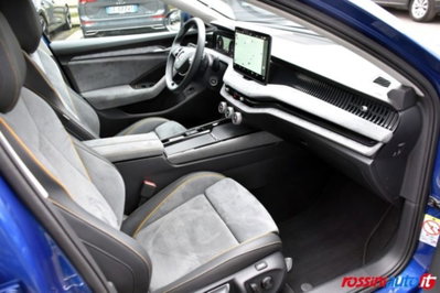Skoda Superb 2.0 tdi Style 150cv dsg (14)
