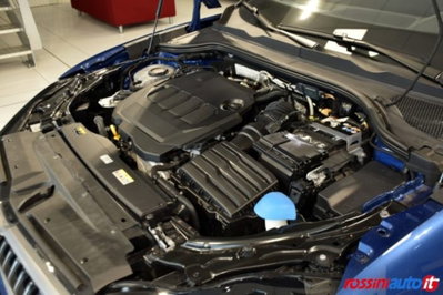 Skoda Superb 2.0 tdi Style 150cv dsg (15)