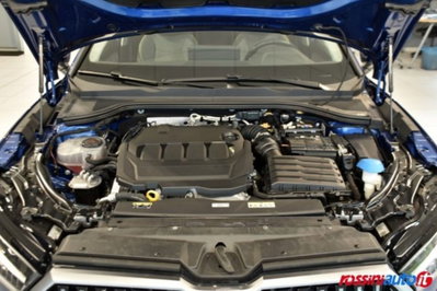 Skoda Superb 2.0 tdi Style 150cv dsg (17)