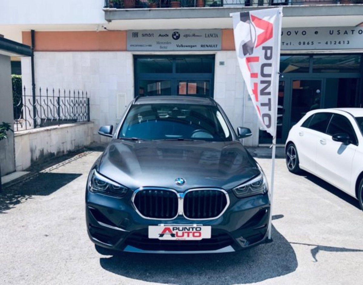 BMW X1 sDrive18d Business Advantage (16)