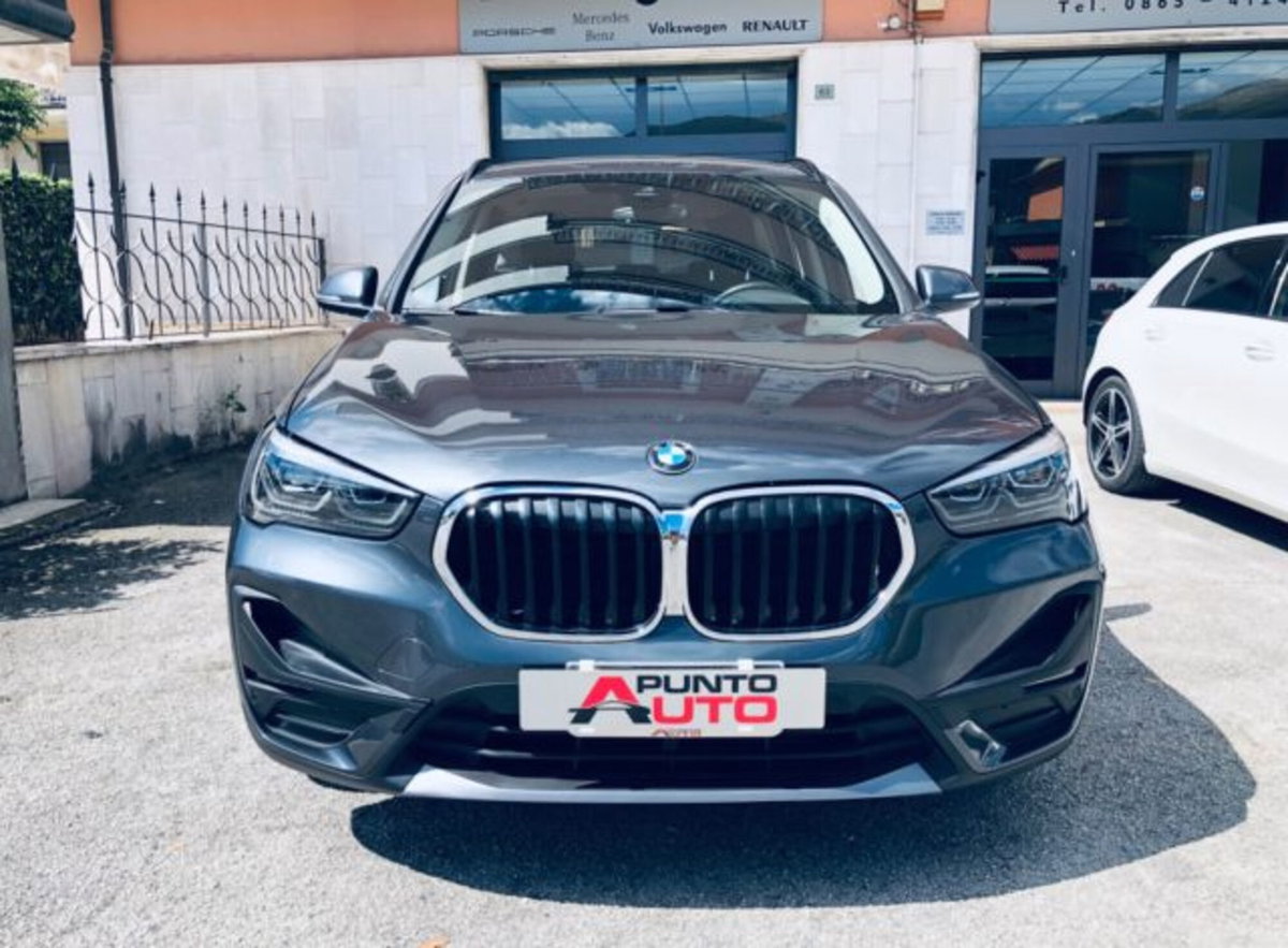BMW X1 sDrive18d Business Advantage (6)