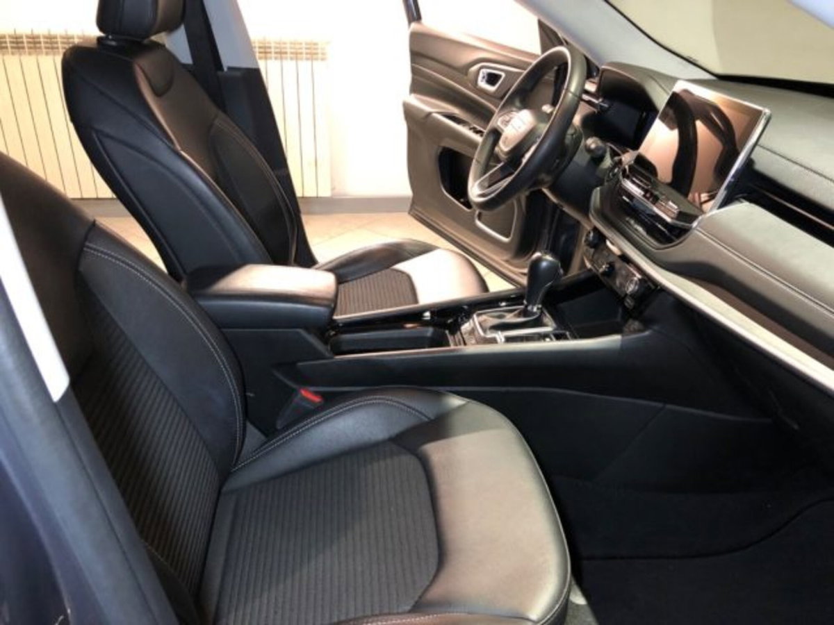Jeep Compass 1.3 T4 190CV PHEV AT6 4xe Limited (18)