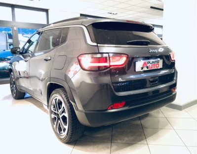 Jeep Compass 1.3 T4 190CV PHEV AT6 4xe Limited (3)