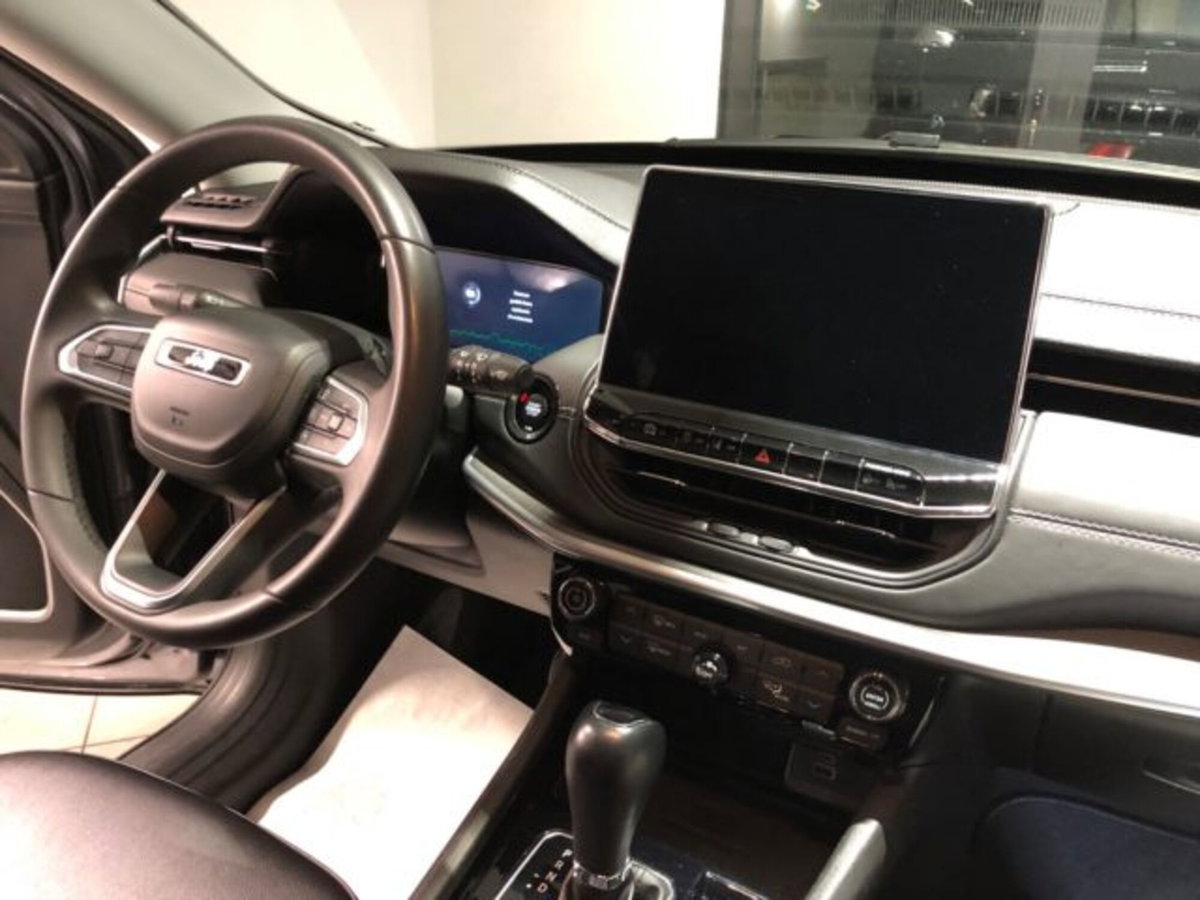 Jeep Compass 1.3 T4 190CV PHEV AT6 4xe Limited (5)